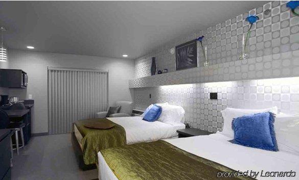 Metropolis Resort - О-Клэр Номер фото