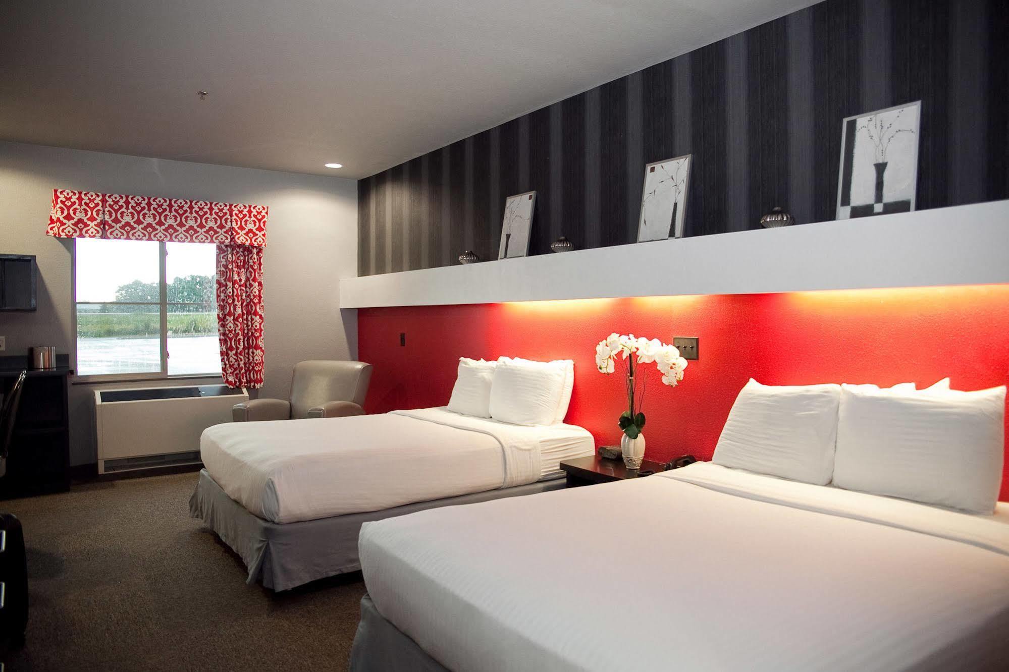 Metropolis Resort - О-Клэр Экстерьер фото